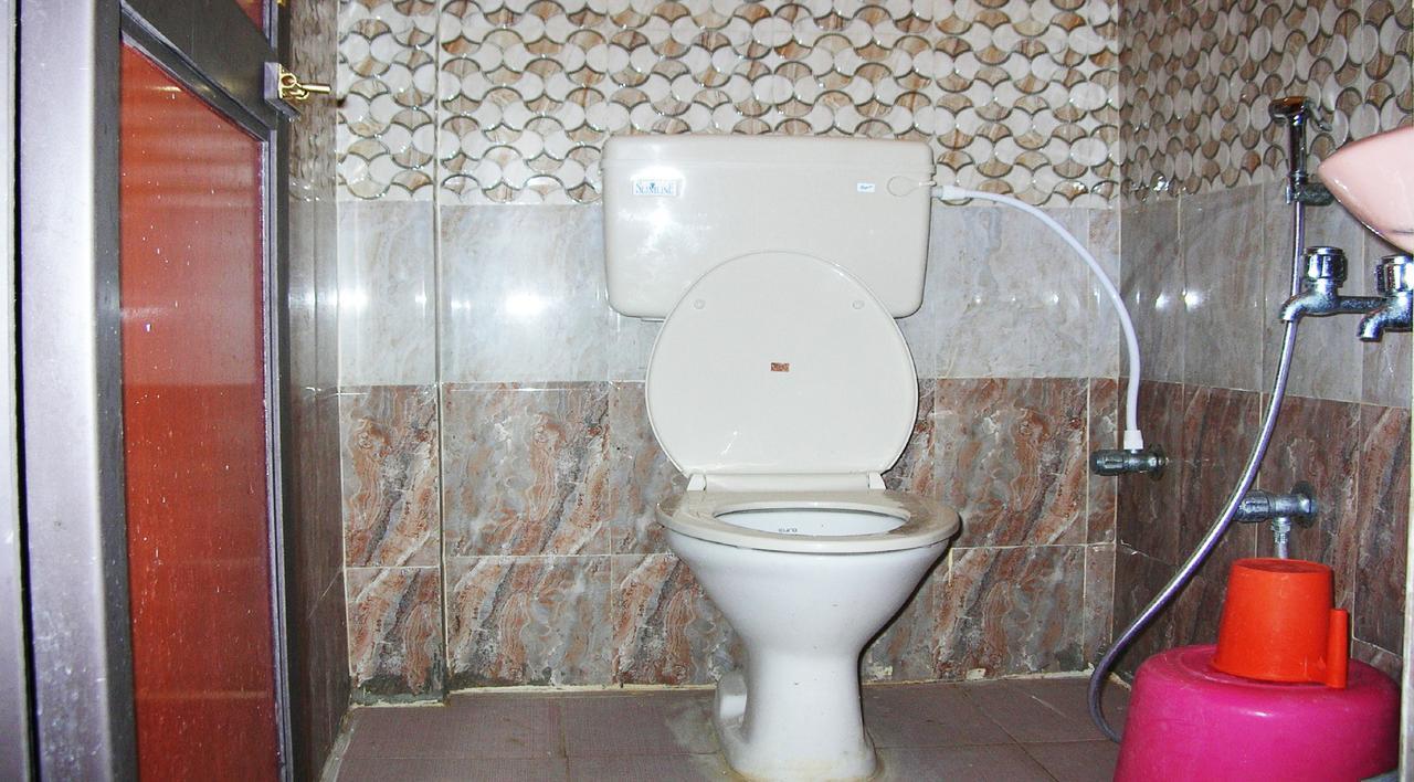 Hotel Sbs Residency Tirupati Renigunta Pokoj fotografie