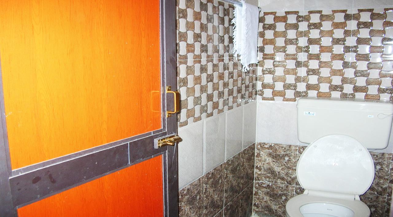 Hotel Sbs Residency Tirupati Renigunta Pokoj fotografie